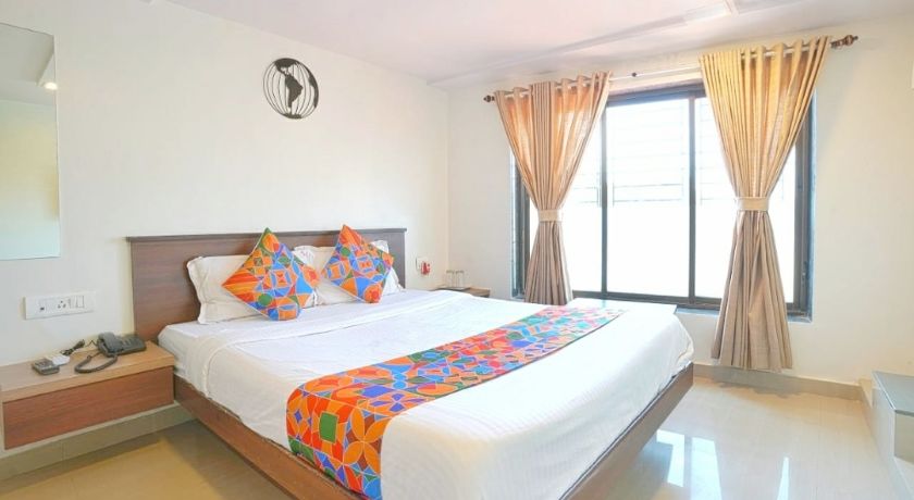 Hotel Silver lake in Mumbai