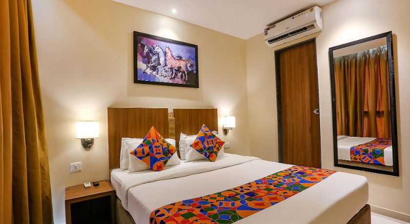 Hotel Royal International in Mumbai