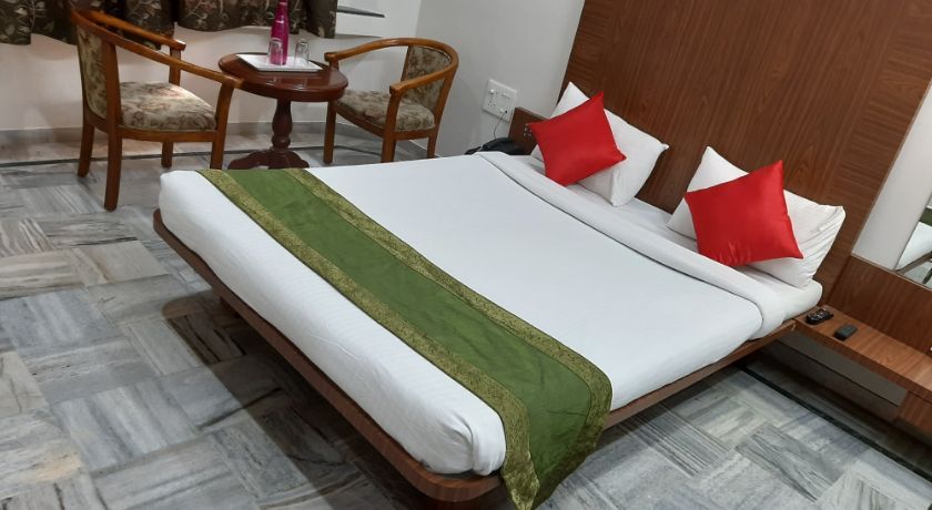 Hotel City Palace in Nashik