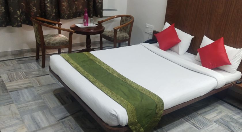 Hotel City Palace in Nashik