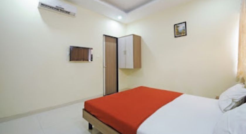 Hotel J K palace in Shirdi