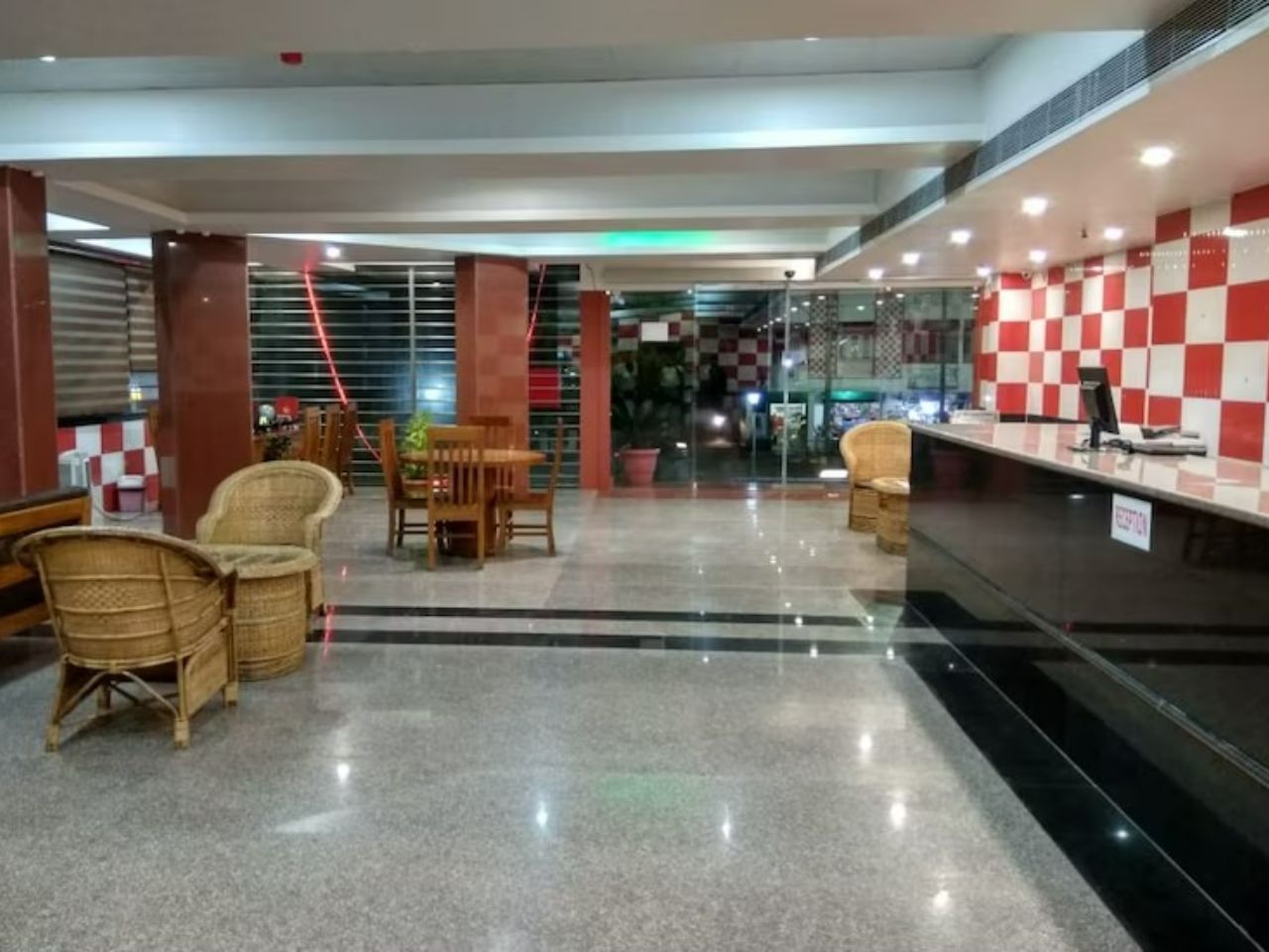 Hotel Tokyo Tower in Guwahati