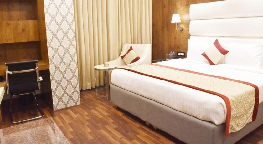 S S Lumina Hotel in Bangalore