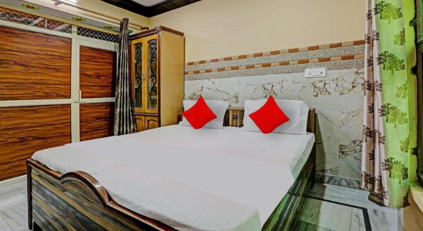 Hotel River Rest in Bareilly