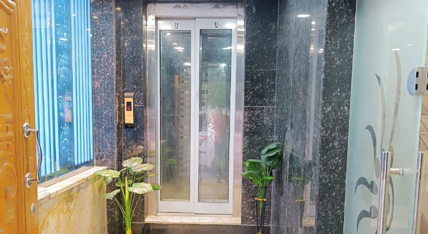 Hotel KP Suites Grand in Hyderabad