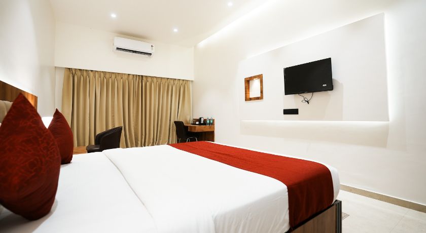 Hotel Madhav Residency in Thane