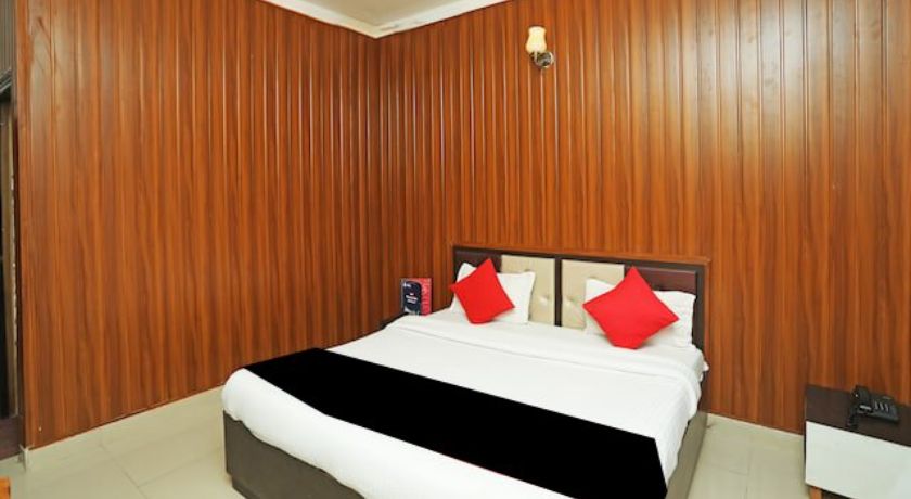 Hotel Tirupati in Dehradun