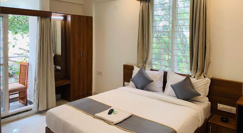 Hotel Royal Avenue in Bangalore