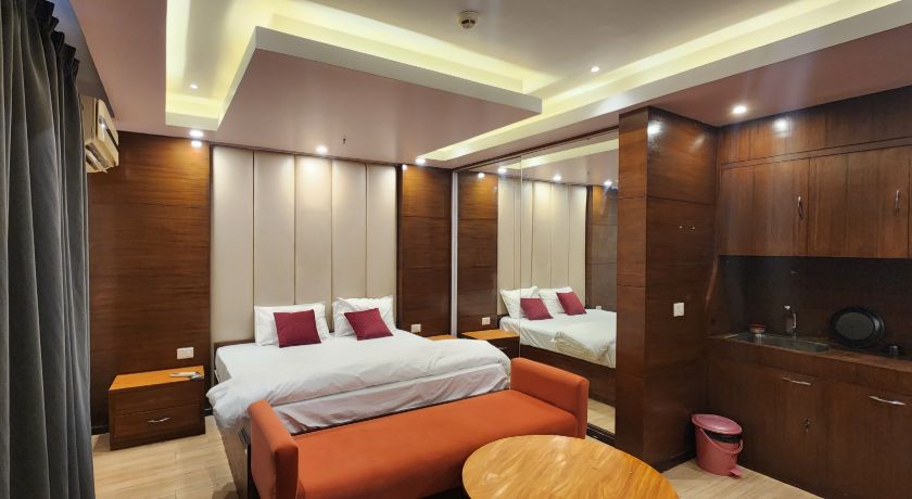 Hotel Gaurav Heights in Lucknow