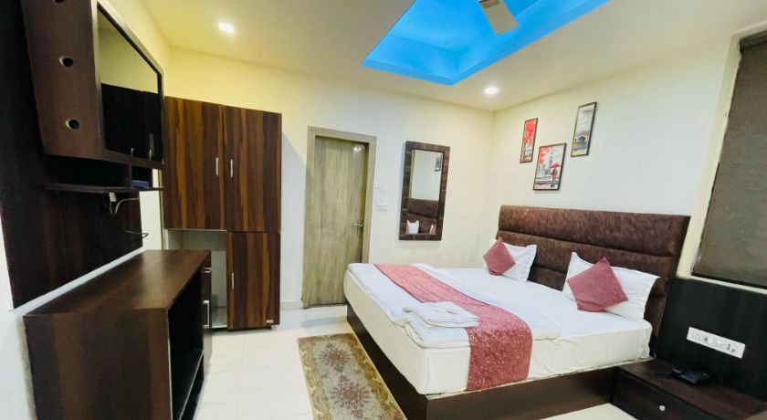 Neptune Residency in Delhi