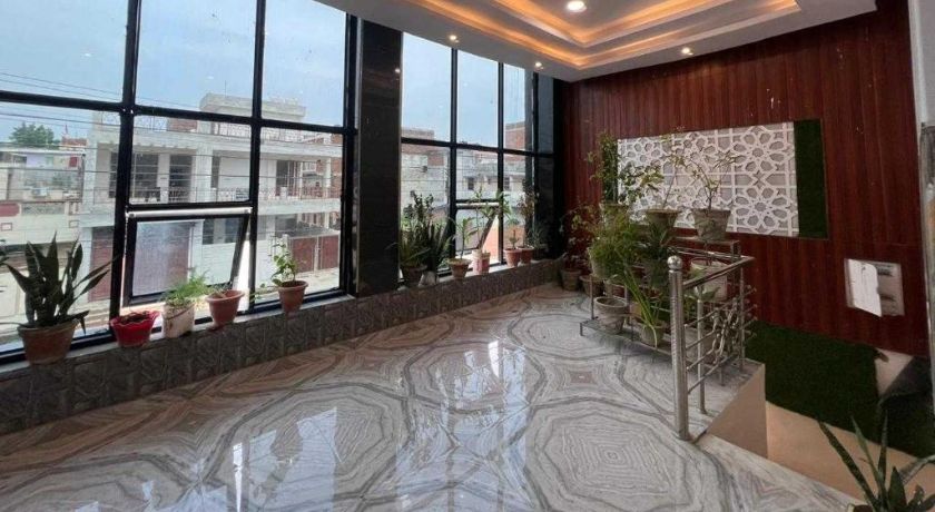 Hotel MoonGaze Inn in Kanpur