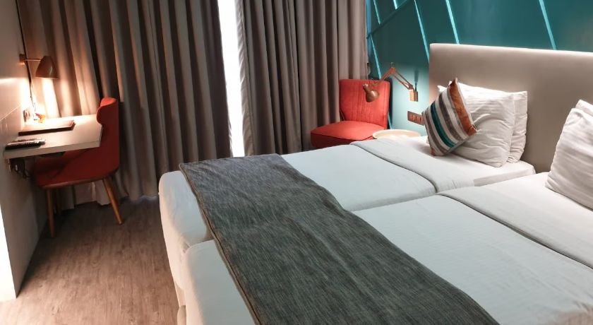 Yogi Metropolitan in Navi Mumbai