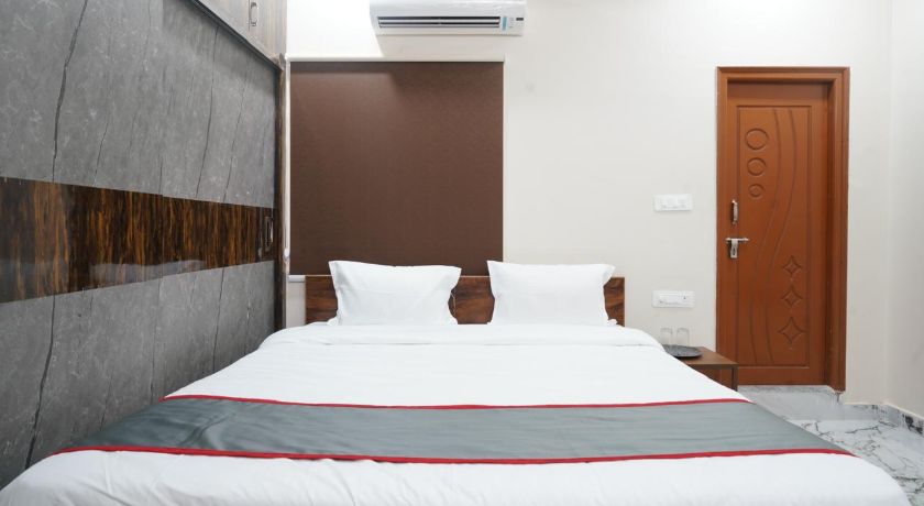 Peram's Grand Inn Hotel in Hyderabad