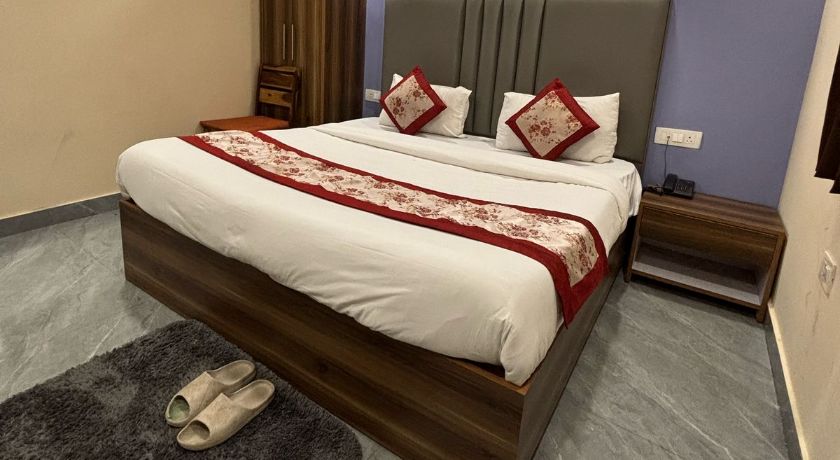 Hotel Mehak Palace in Noida