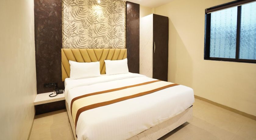 Hotel Well Back in Mumbai