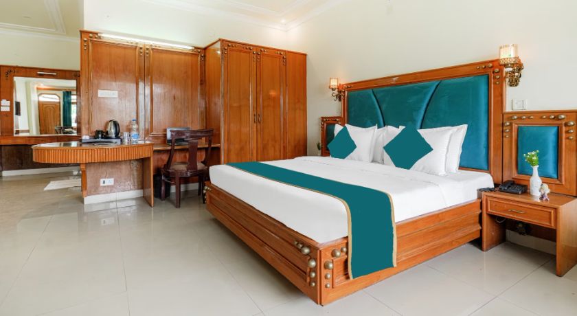 Pax Hotel Spring Solance in Dalhousie