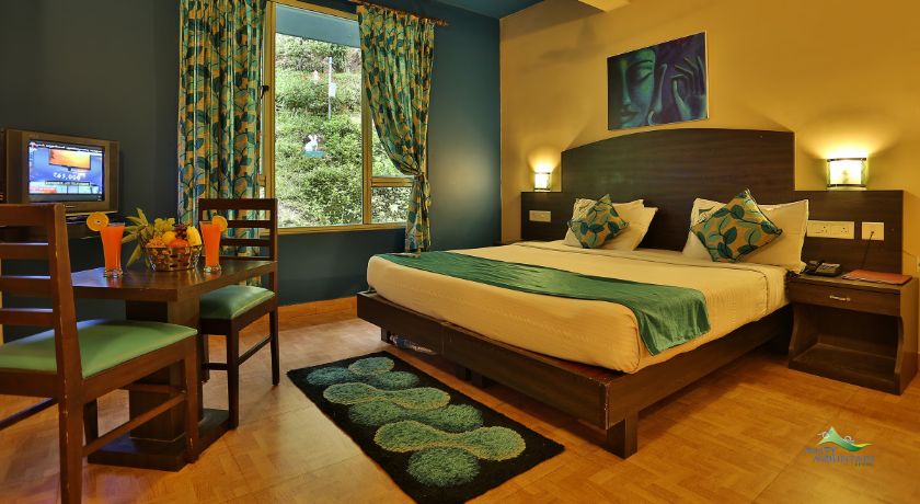 Misty Mountain Resort in Munnar