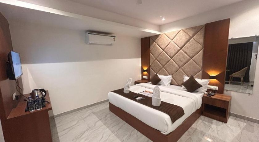 Hotel Sterling Executive in Navi Mumbai