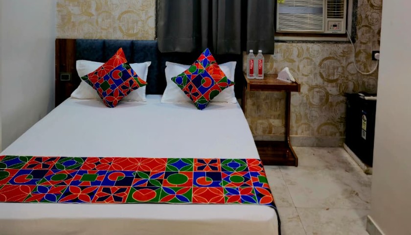 Hotel Shiv Grand in Kanpur