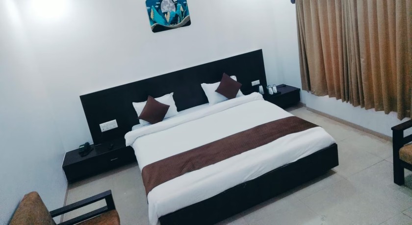 Hotel Mathura Inn in Shirdi