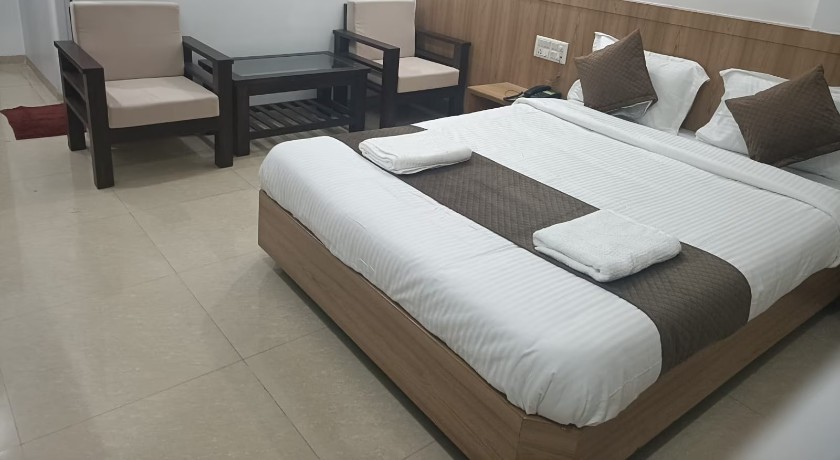 Hotel Mathura Inn in Shirdi