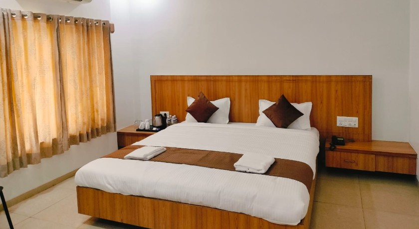 Hotel Mathura Inn in Shirdi