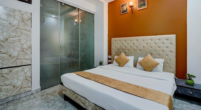 Hotel Season Grand  in Delhi