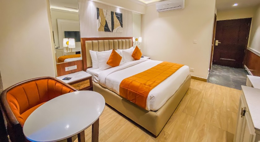 Hotel MJ Plaza in Dehradun