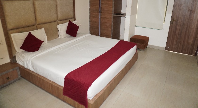 Hotel Season Park 2 in Jaipur